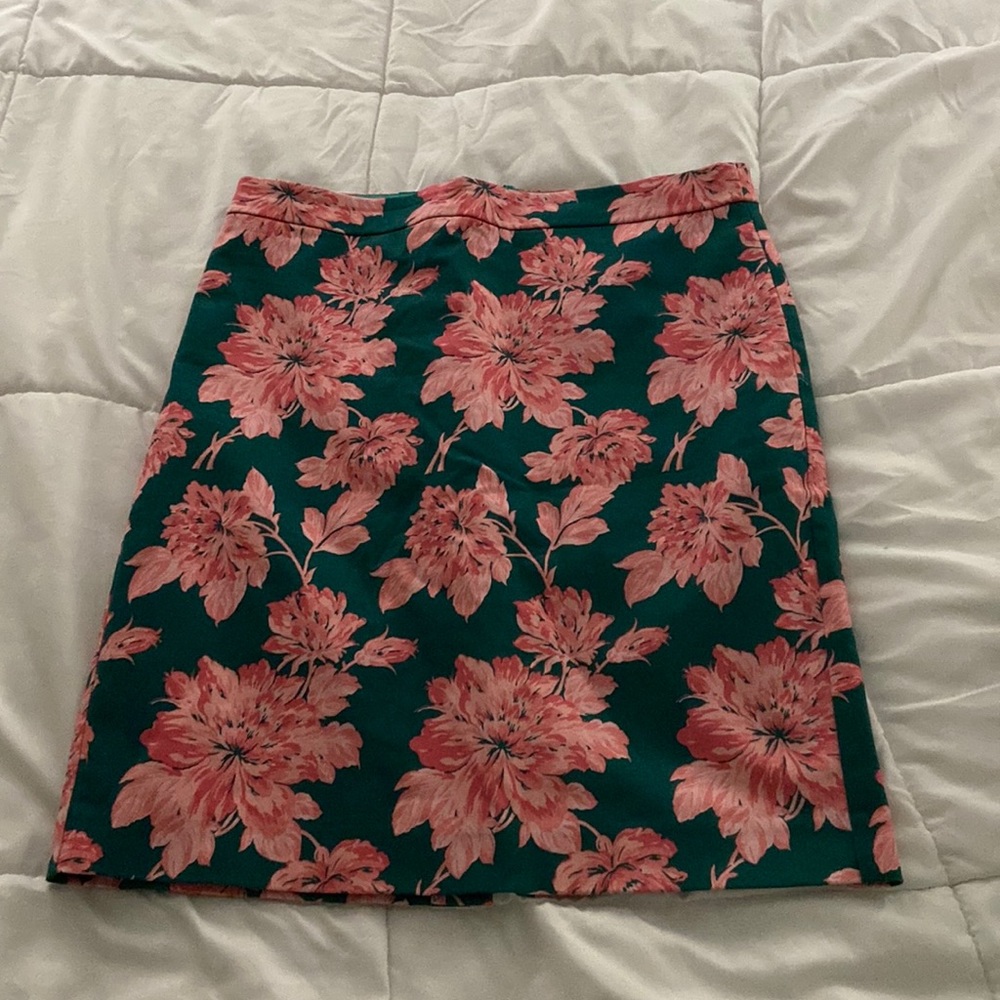 JCrew Mercantile floral skirt (pink and green) size 8